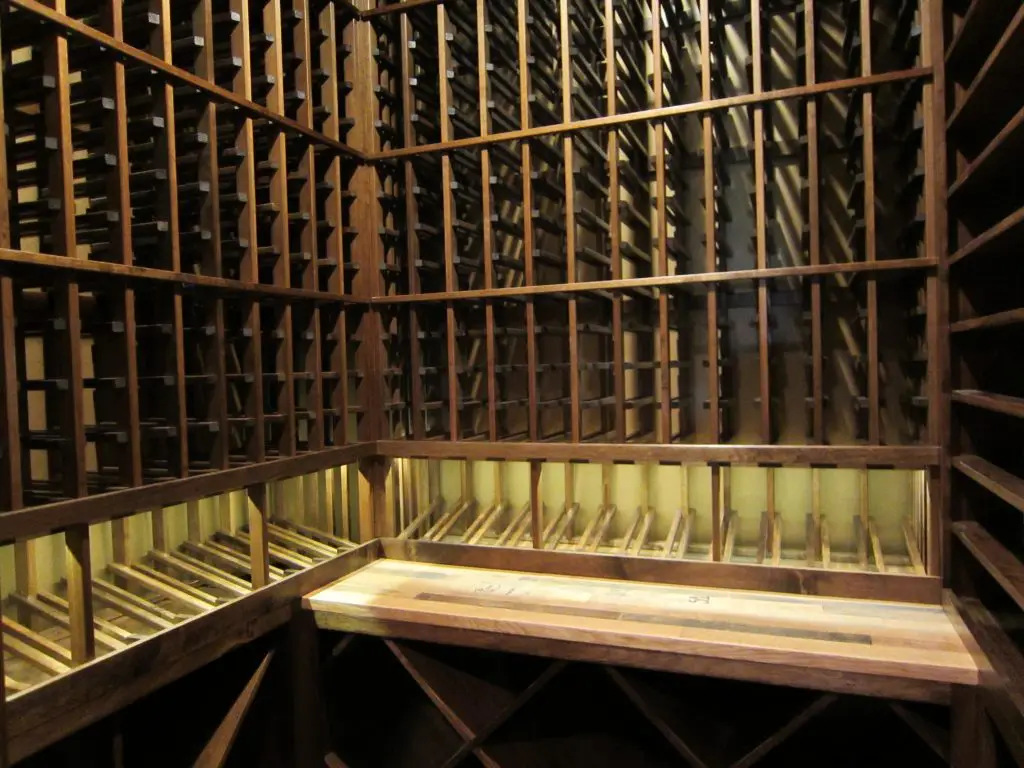 Need help to design your own wine cellar - Click here