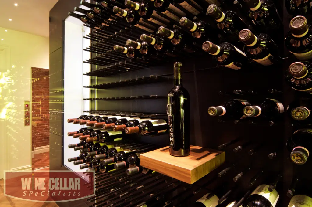 Ultra Modern Peg System Wine Racking