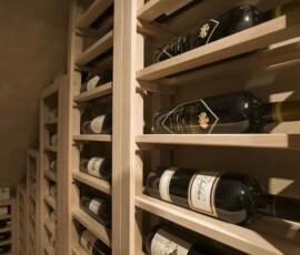 Solid horizontal display rows single deep.